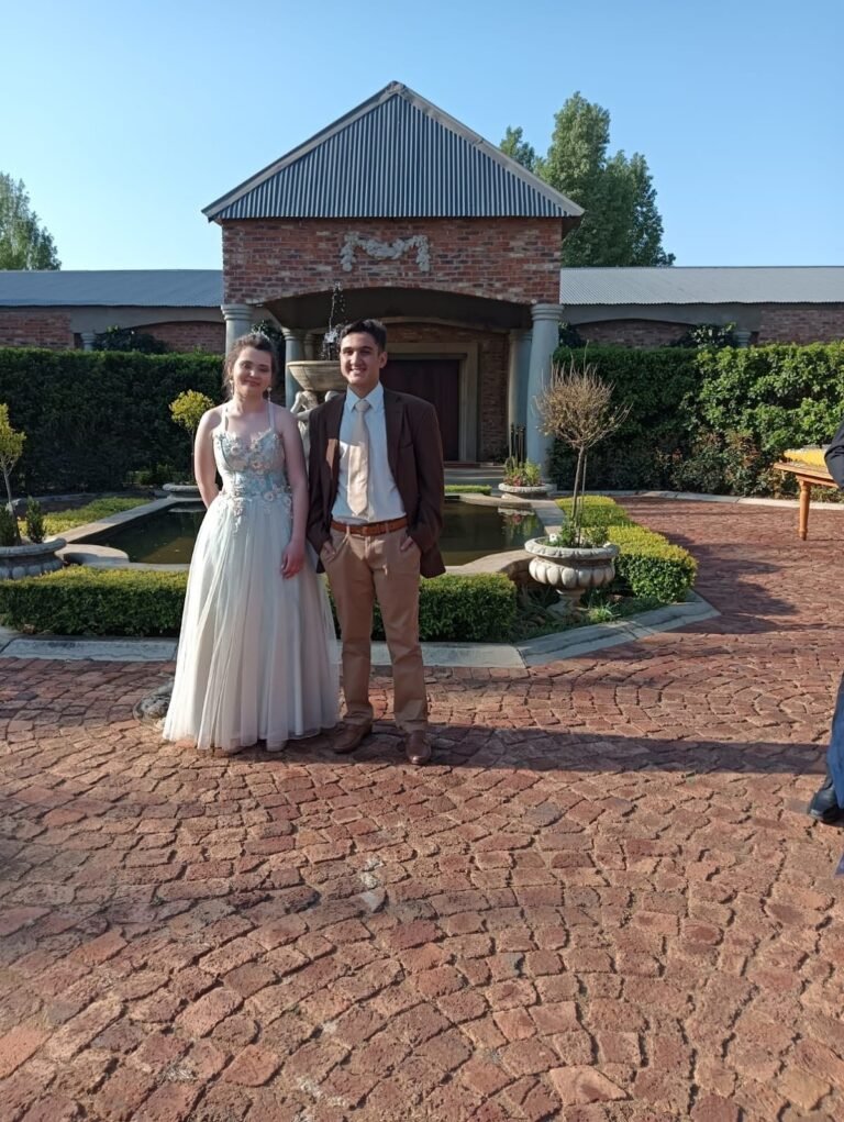google photo 695 2 768x1021