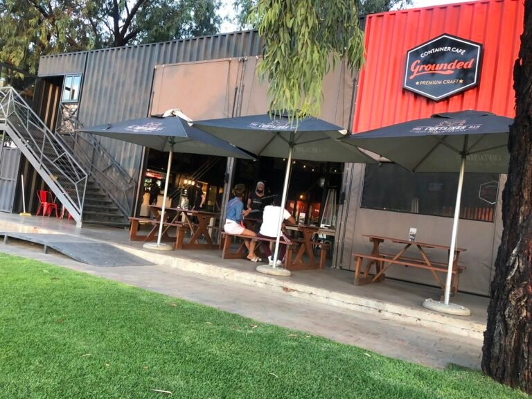 Grounded Container Bar Cafe 768x576